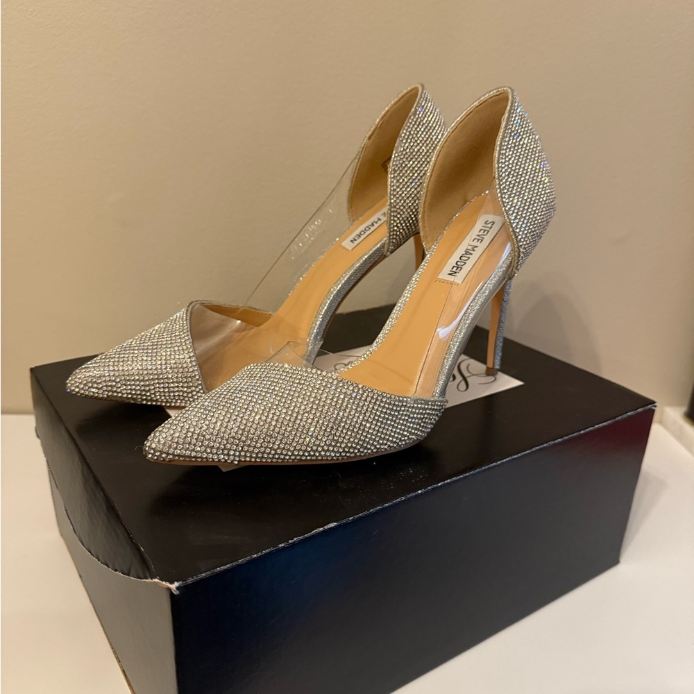 Steve Madden Silver Crystal Pumps